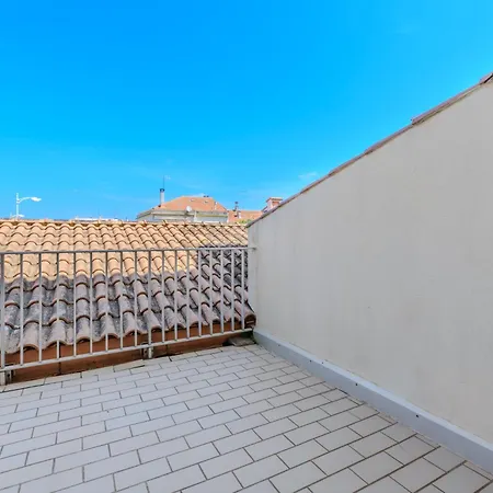 Daire Le Pin D'alep By Interhome Le Grau-du-Roi