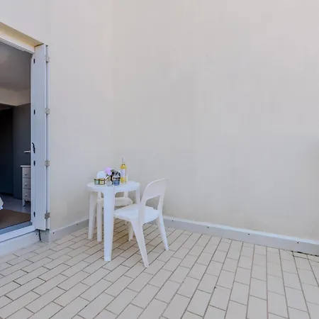 Le Pin D'alep By Interhome *