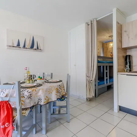 Le Pin D'alep By Interhome Daire Le Grau-du-Roi