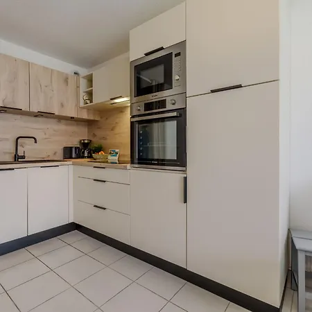 Daire Le Pin D'alep By Interhome Le Grau-du-Roi